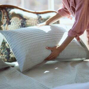 DreamFit Grounding Sleep System in a bedroom setting